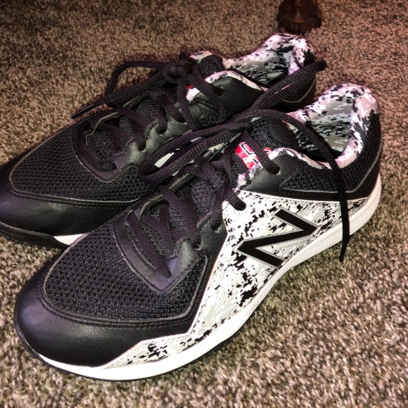 Kids 440 V4 Turf Baseball Cleats 